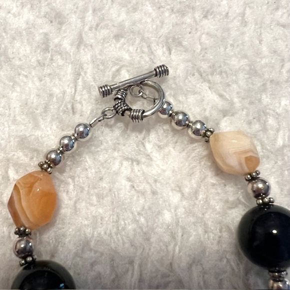 Black Beads & Faceted Gemstones Silver Tone Toggle Clasp Bracelet - Picture 4 of 5